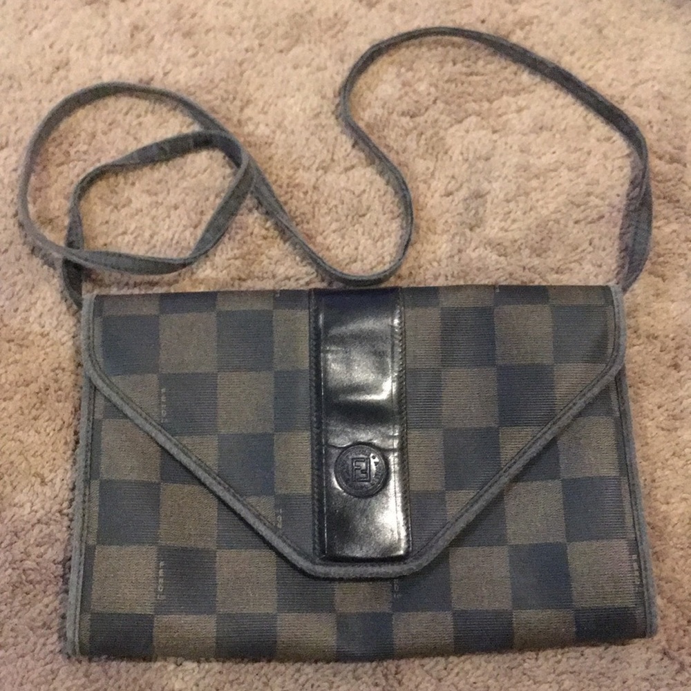 🚫SOLD🚫Vintage fendi crossbody checkered purse
